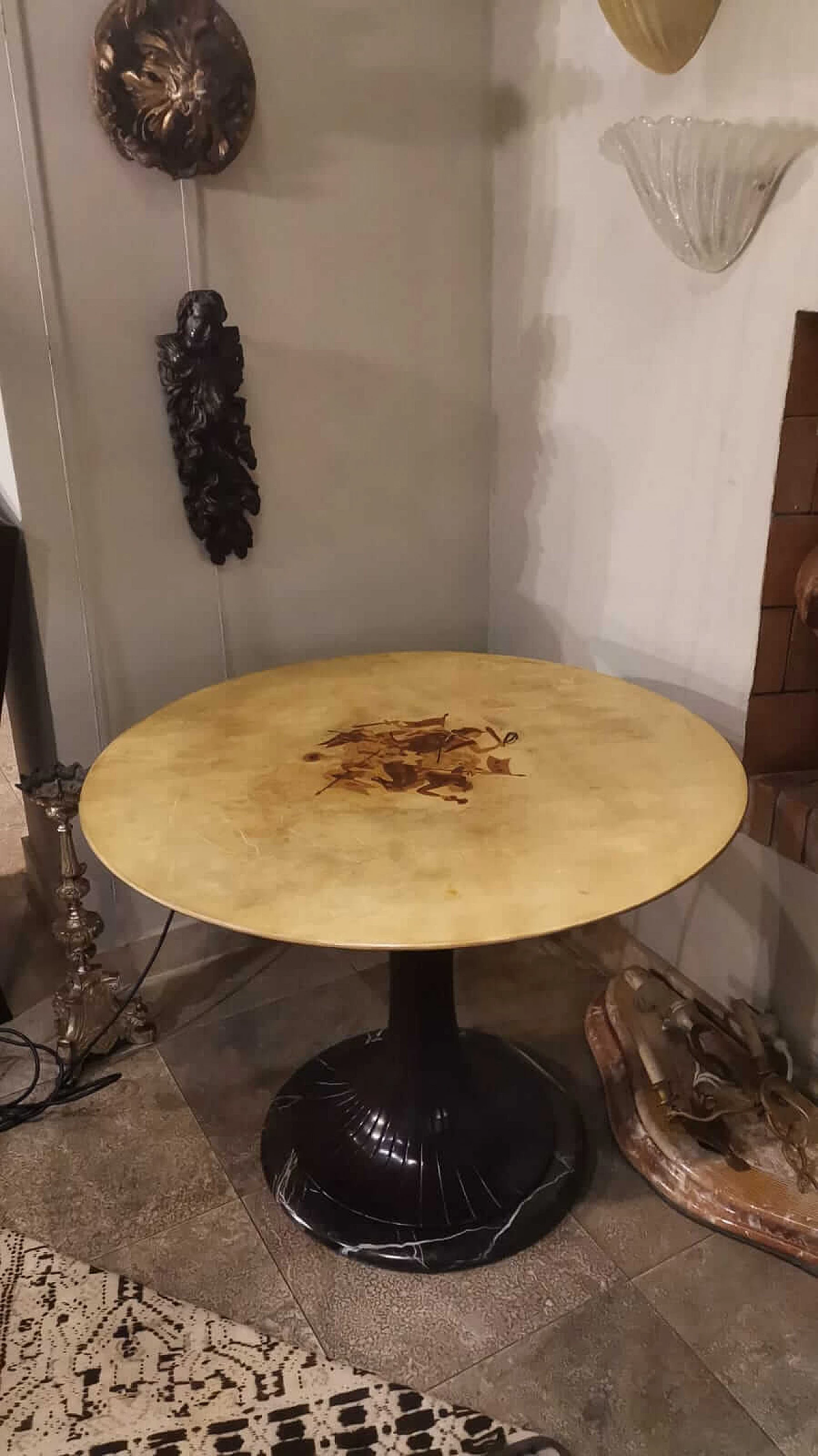 Marble and parchment table with Bergamo playing cards inlay, 1950s 4