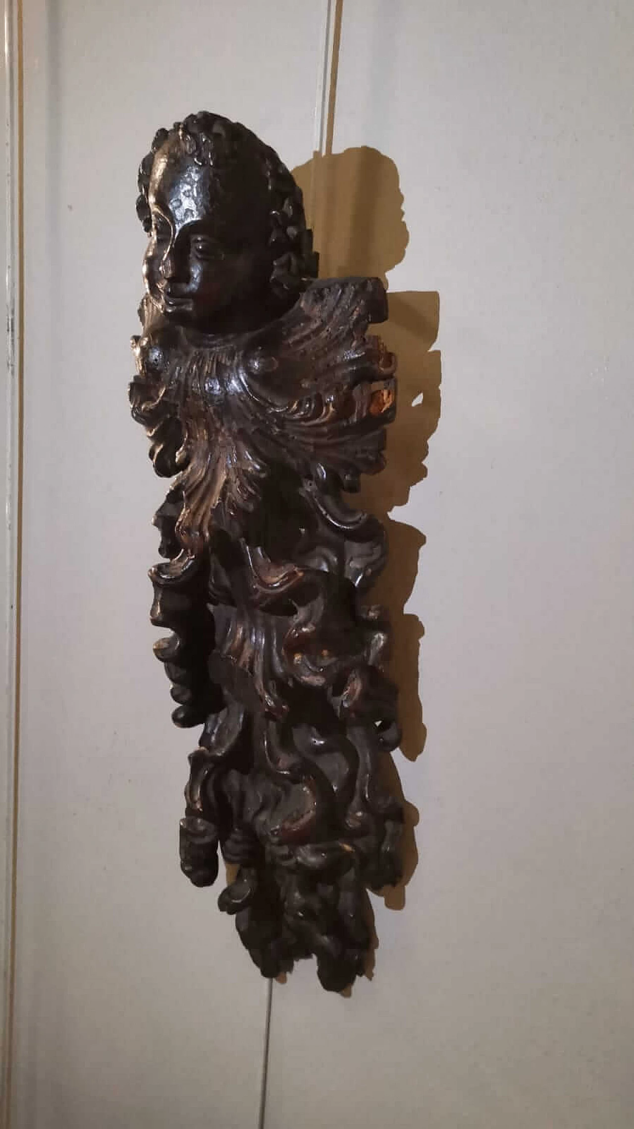 Walnut decorative putto sculpture, 17th century 3