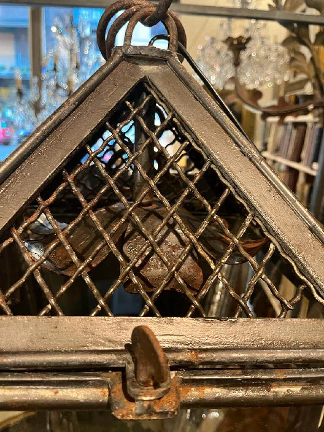 Iron hanging lantern 1