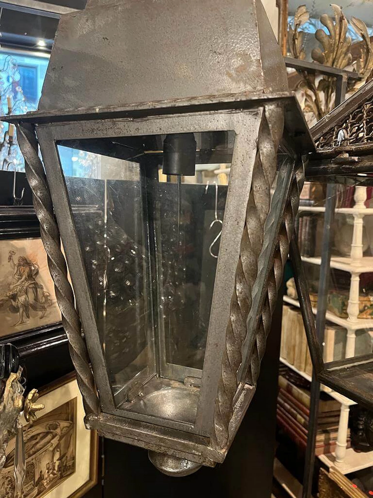 Iron hanging lantern with twisted decorations 3