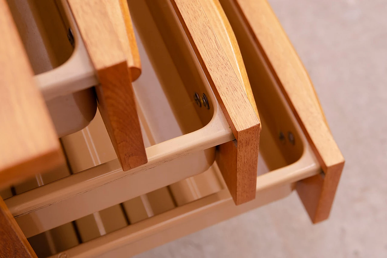 Scrivania cecoslovacca in faggio, anni '70 14