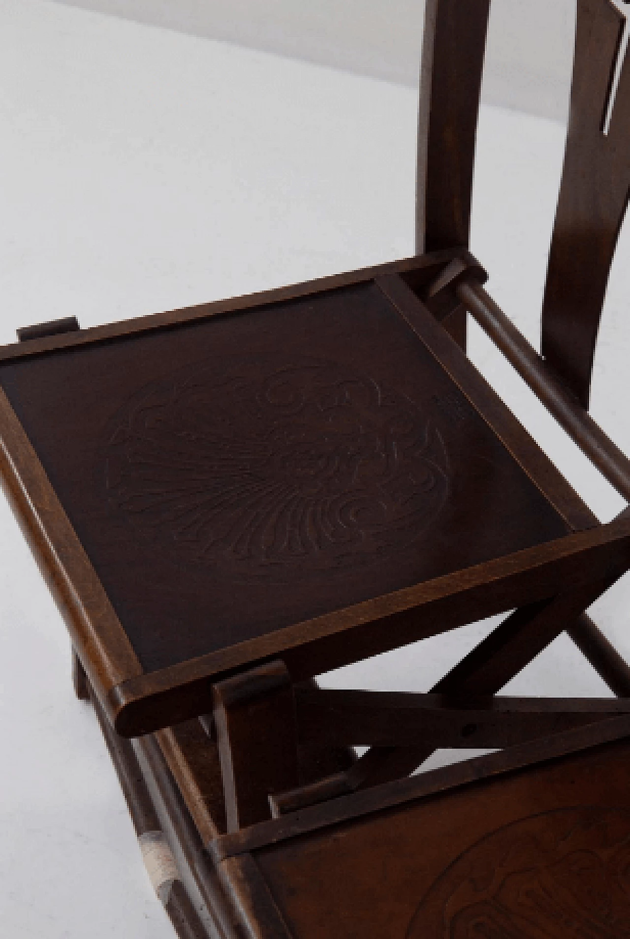 4 Ecclesiastical chairs with kneeling-stool by Caloi, 1930s 14
