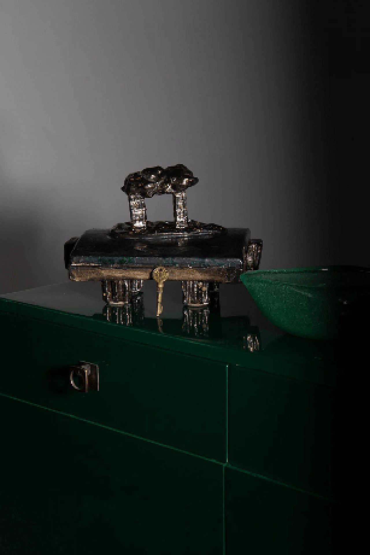 Painted ceramic jewelry box, 1970s 14