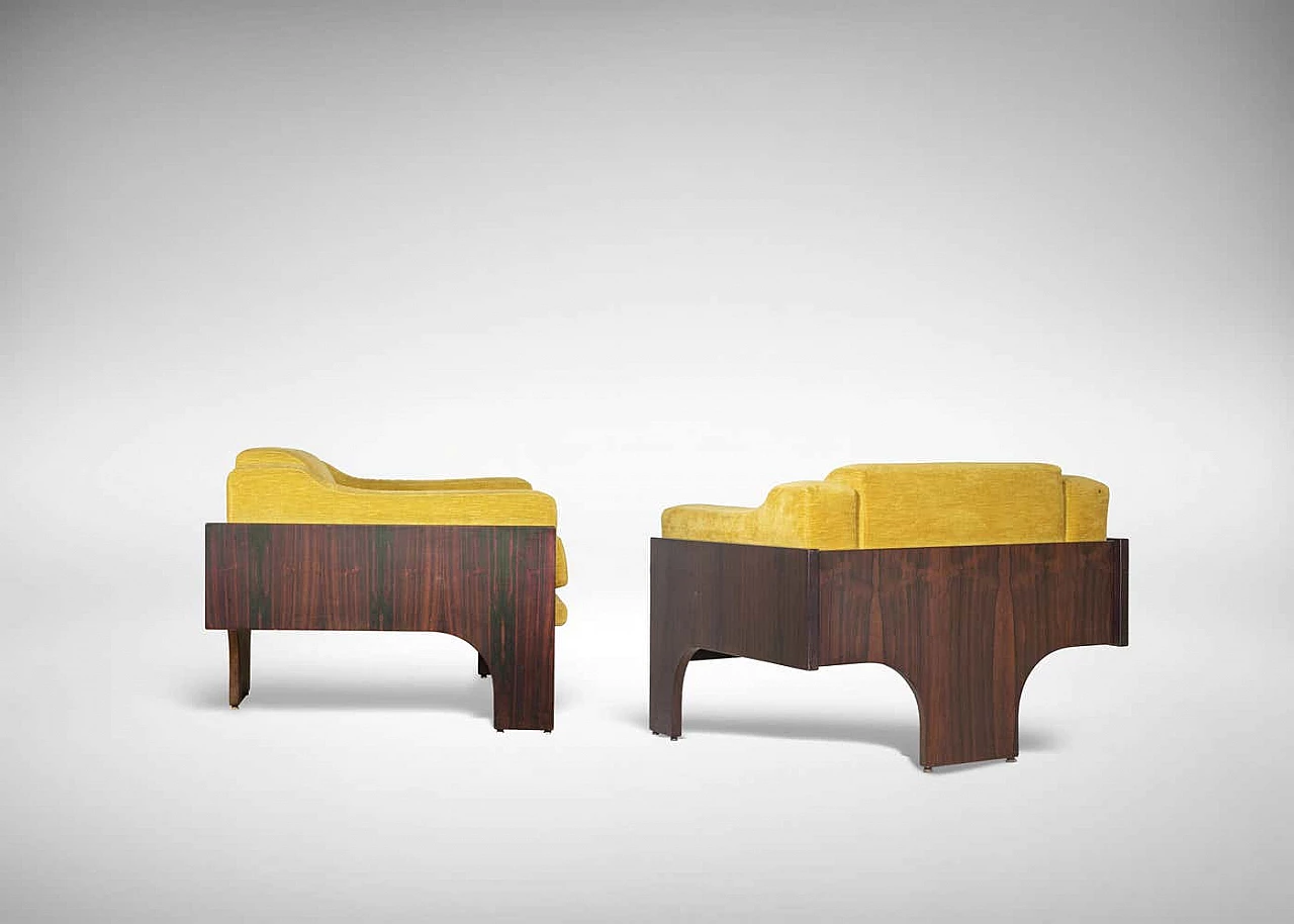 Coppia di poltrone e divano in palissandro e velluto di Claudio Salocchi per Sormani, anni '70 2