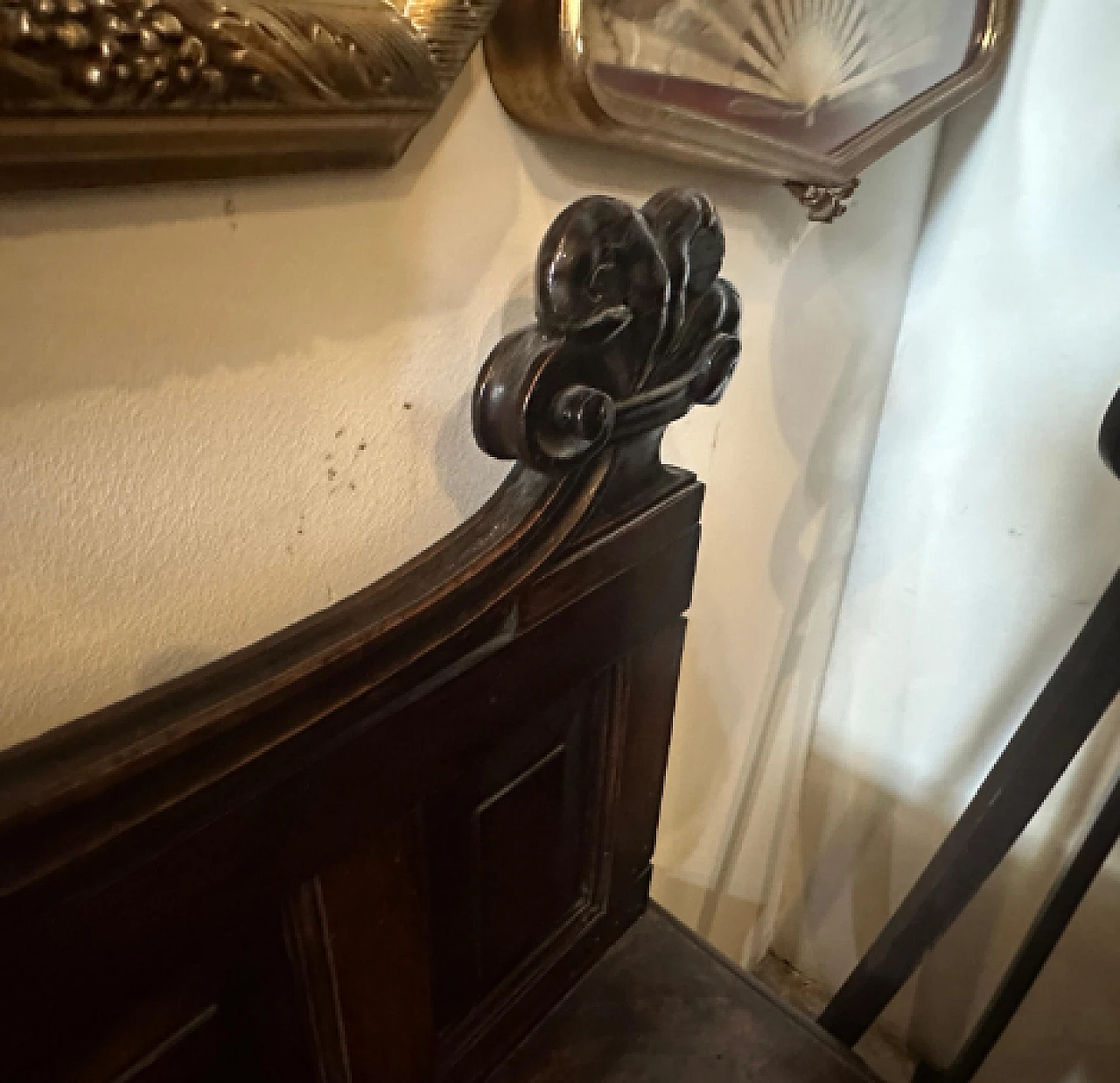 Louis Philippe carved walnut bench, mid-19th century 3