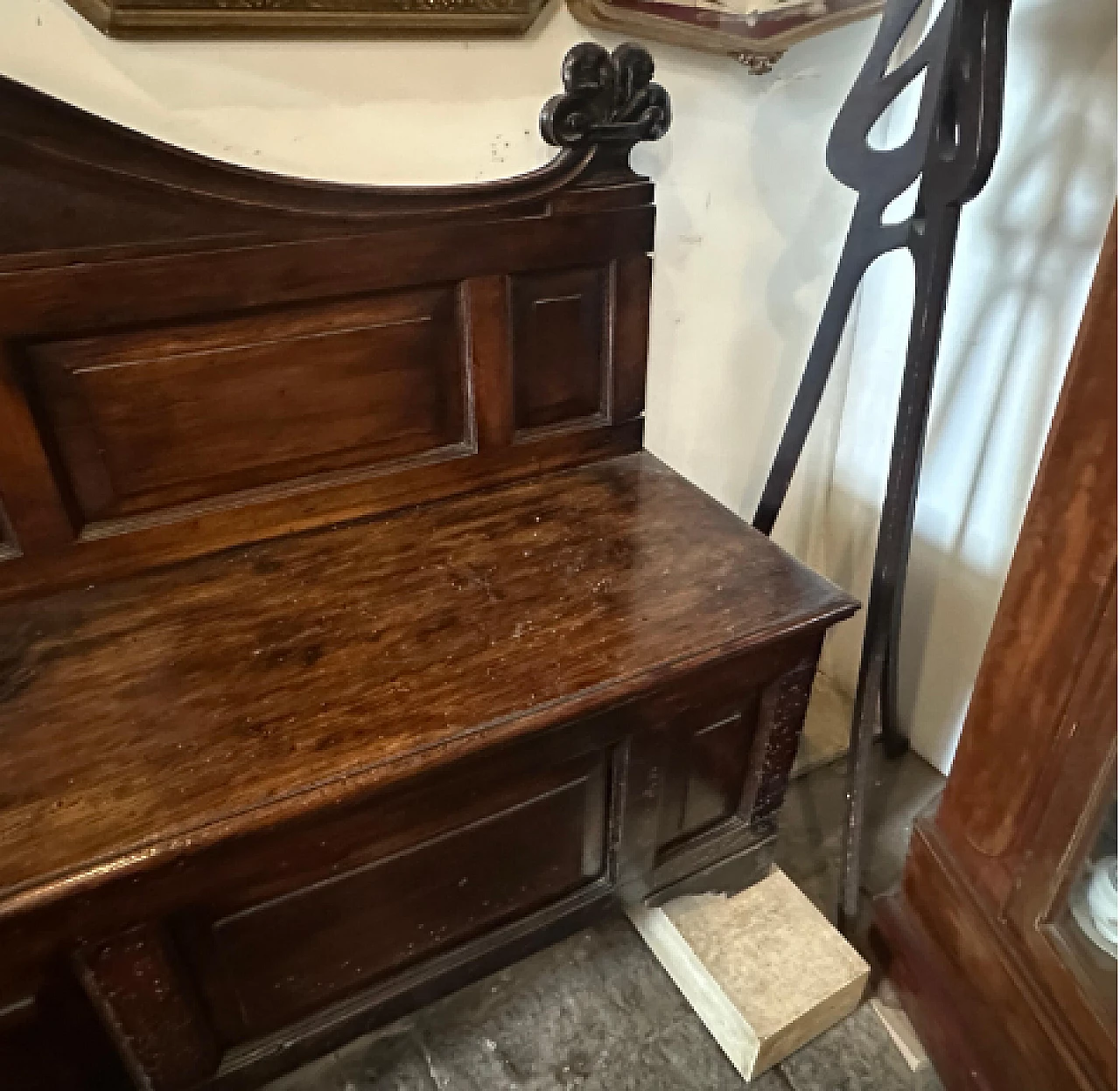 Louis Philippe carved walnut bench, mid-19th century 9