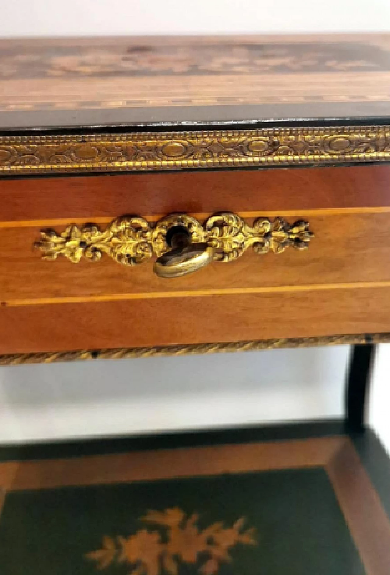 Napoleon III walnut vanity table with inlays, mid-19th century 11