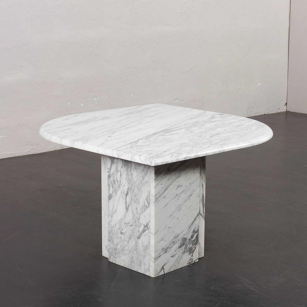 Tavolino in marmo bianco, anni '70 2