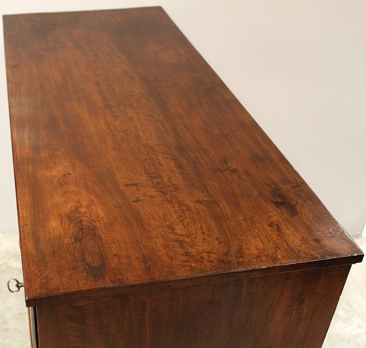 Emilia-Romagna Directoire solid walnut sideboard, late 18th century 2