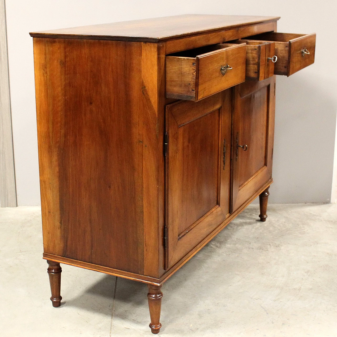 Lombard Directoire solid walnut sideboard, late 18th century 9