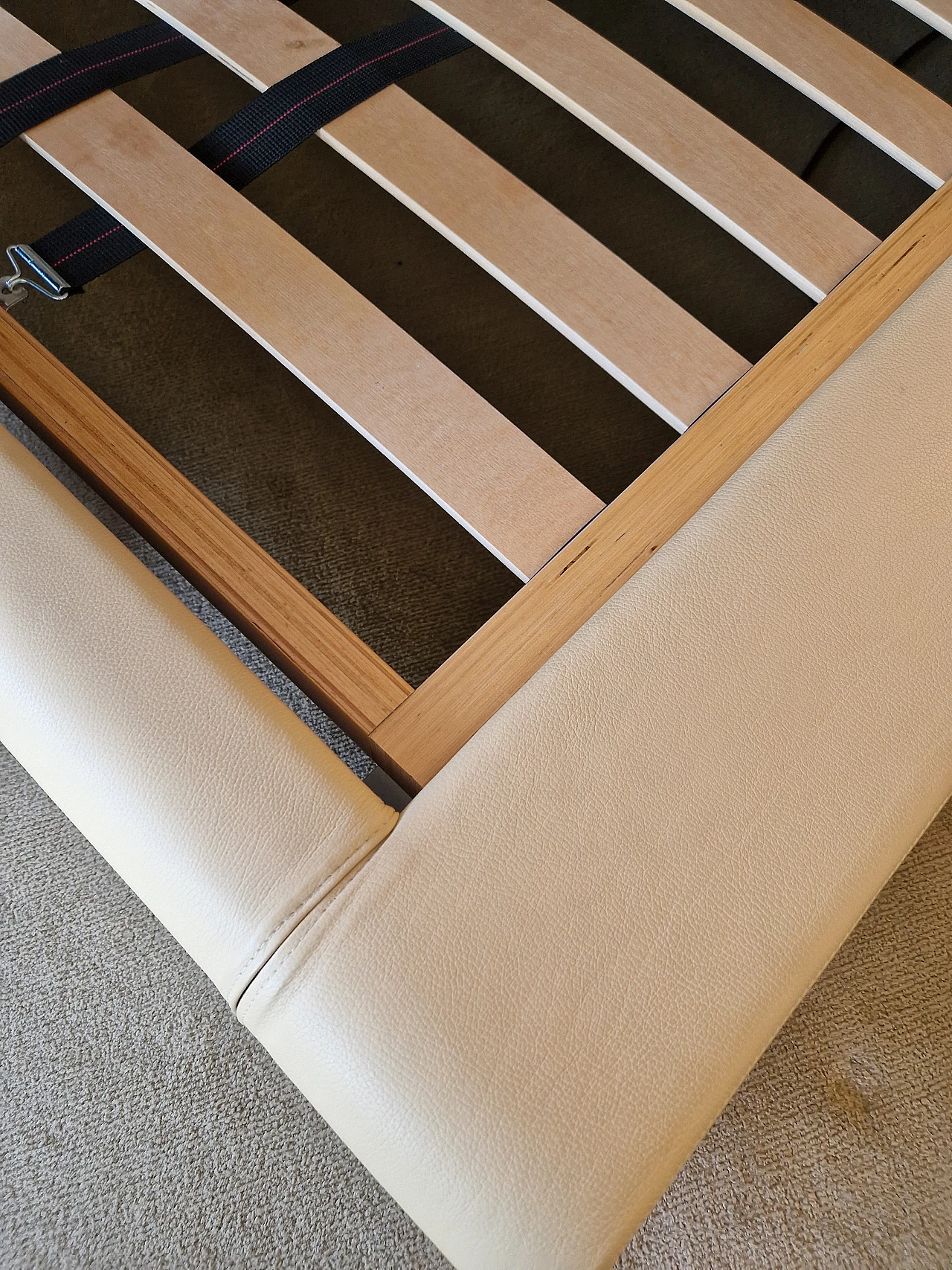 Letto matrimoniale Clip di Patricia Urquiola per Molteni&C, anni 2000 13