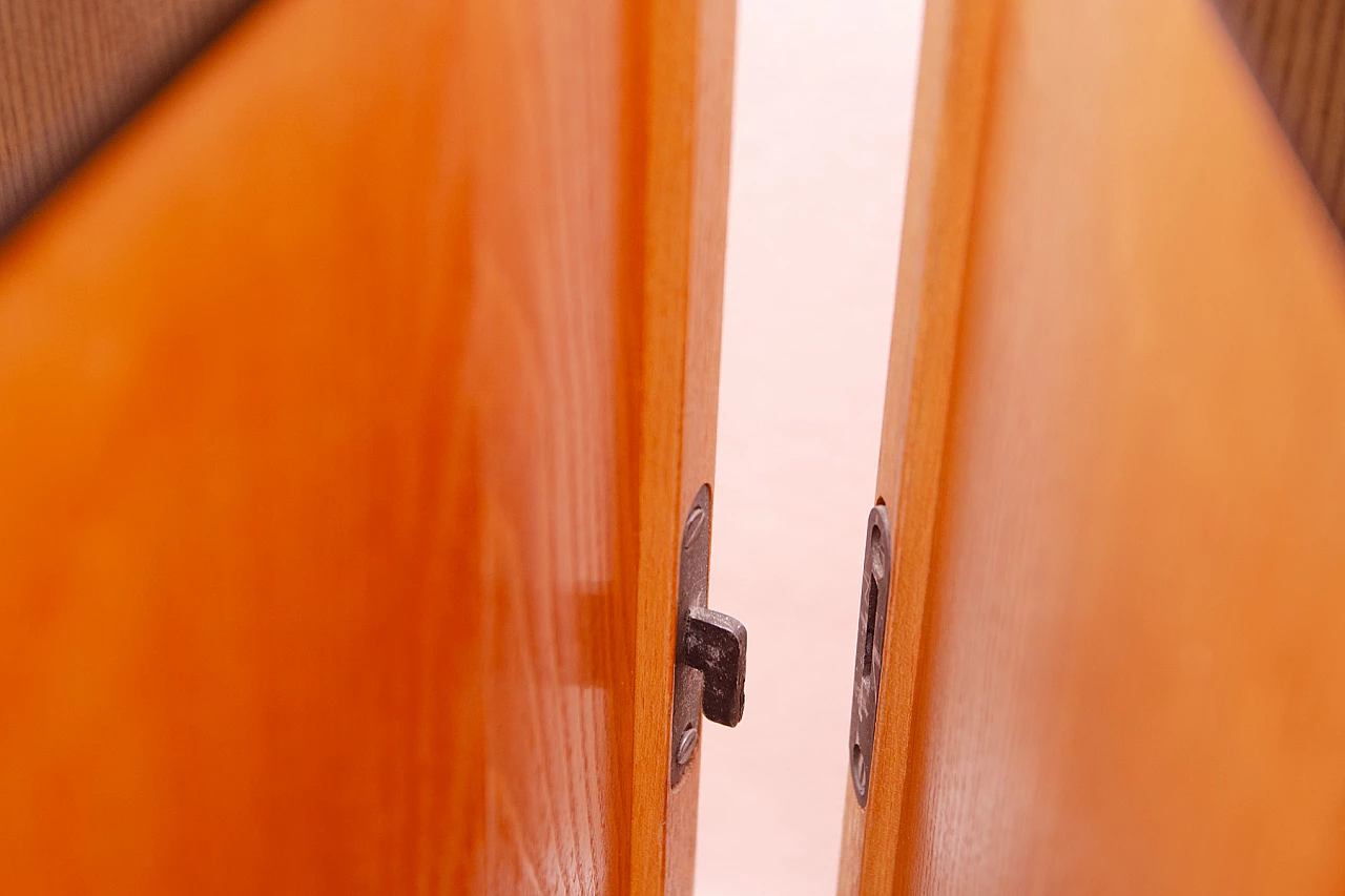 Credenza di Mojmír Požár per UP Závody, anni '60 24