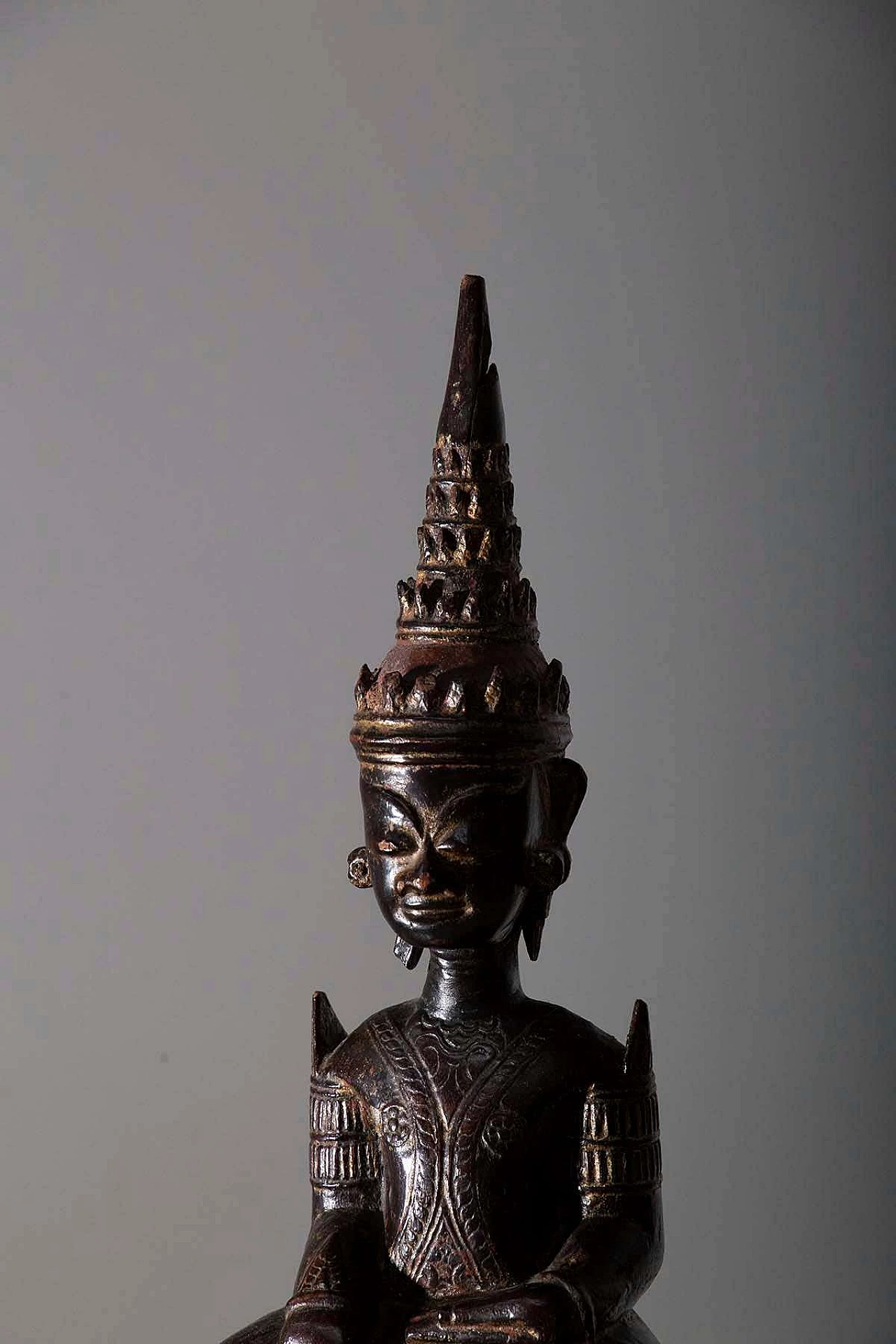 Thai wooden sculpture depicting Buddha Mun, 19th century 2