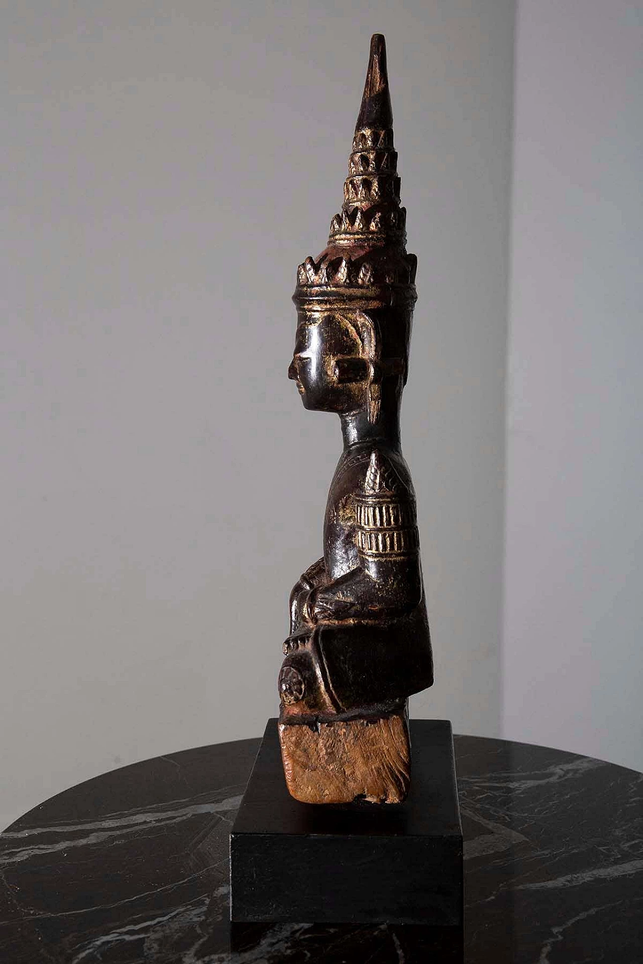 Thai wooden sculpture depicting Buddha Mun, 19th century 7