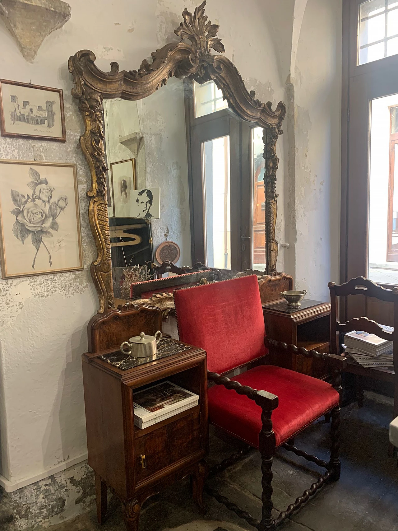 Trono in legno con sedile e schienale in velluto rosso, '800 8