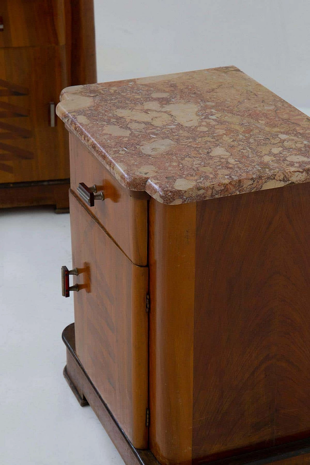 Pair of futurist marble and wood nightstands, 1910s 12