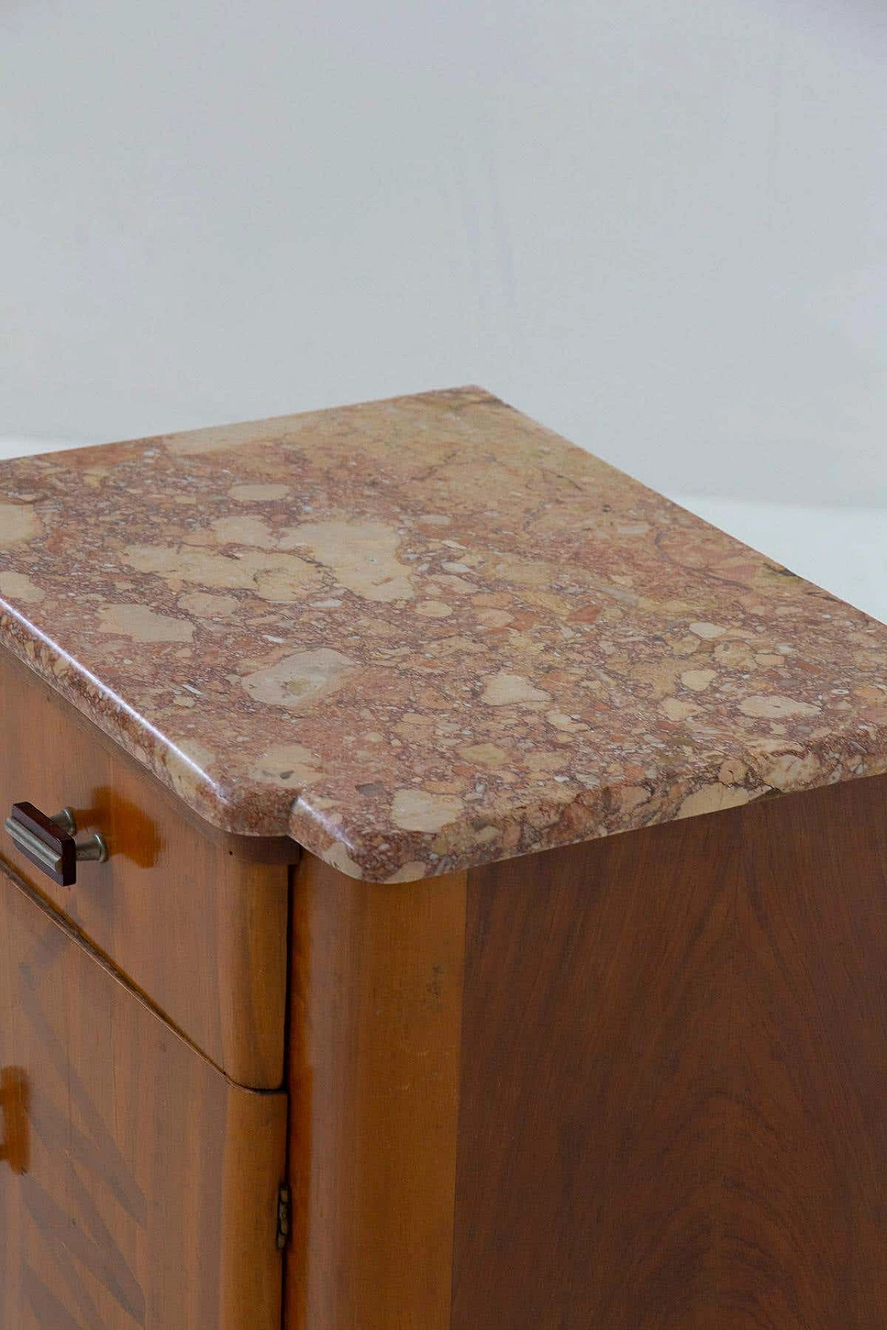 Pair of futurist marble and wood nightstands, 1910s 15