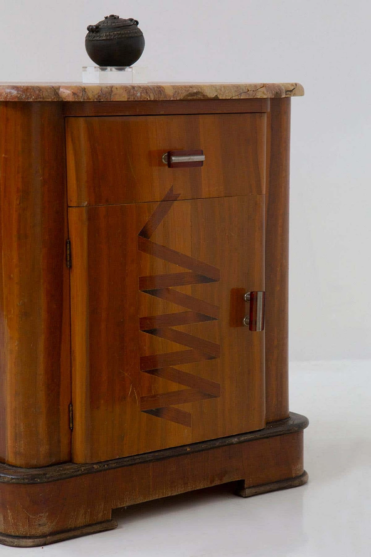 Pair of futurist marble and wood nightstands, 1910s 16