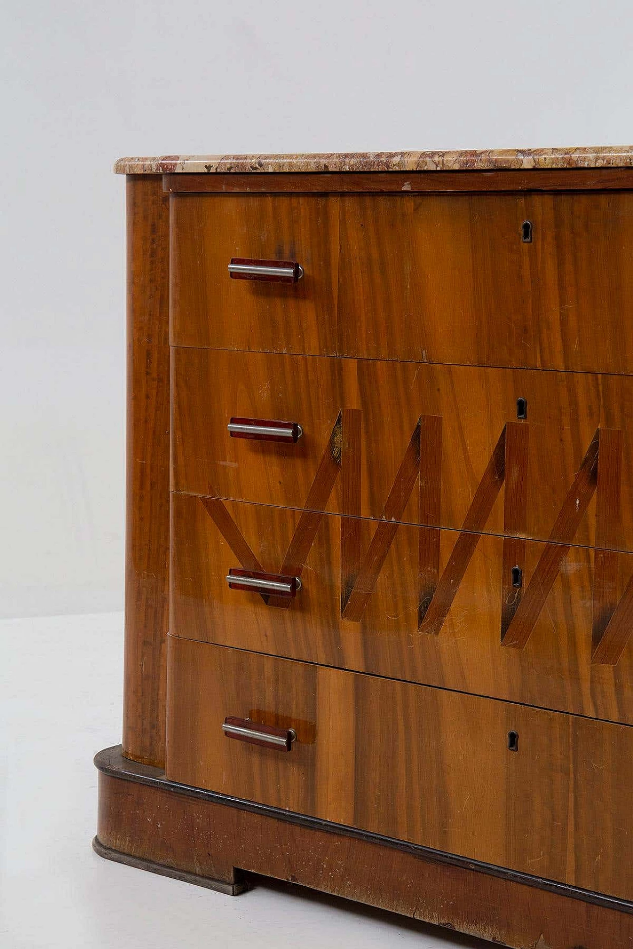 Futurist wooden chest of drawers with marble top and iconographic inlay, 1910s 6
