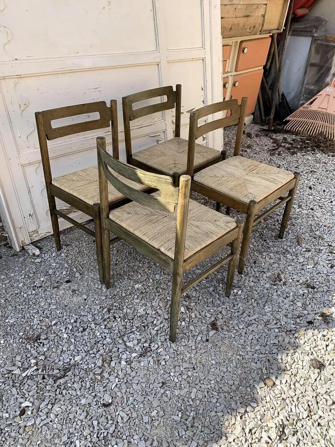 4 Sedie da pranzo Rustiche in legno con seduta in paglia, anni '70 3