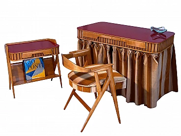 Tavolo da toeletta, poltrona e comodino con portariviste in acero di Vittorio Dassi, anni '50