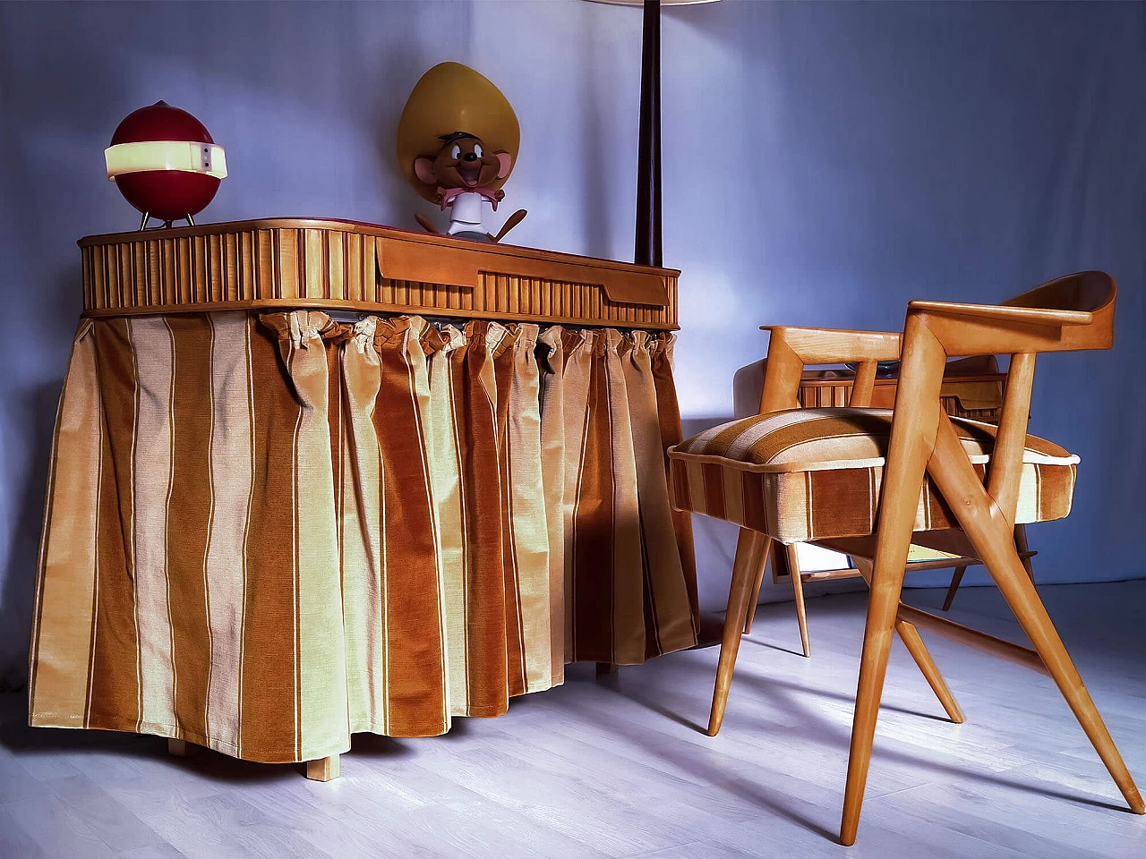 Maple vanity table, armchair and bedside table with magazine rack by Vittorio Dassi, 1950s 6