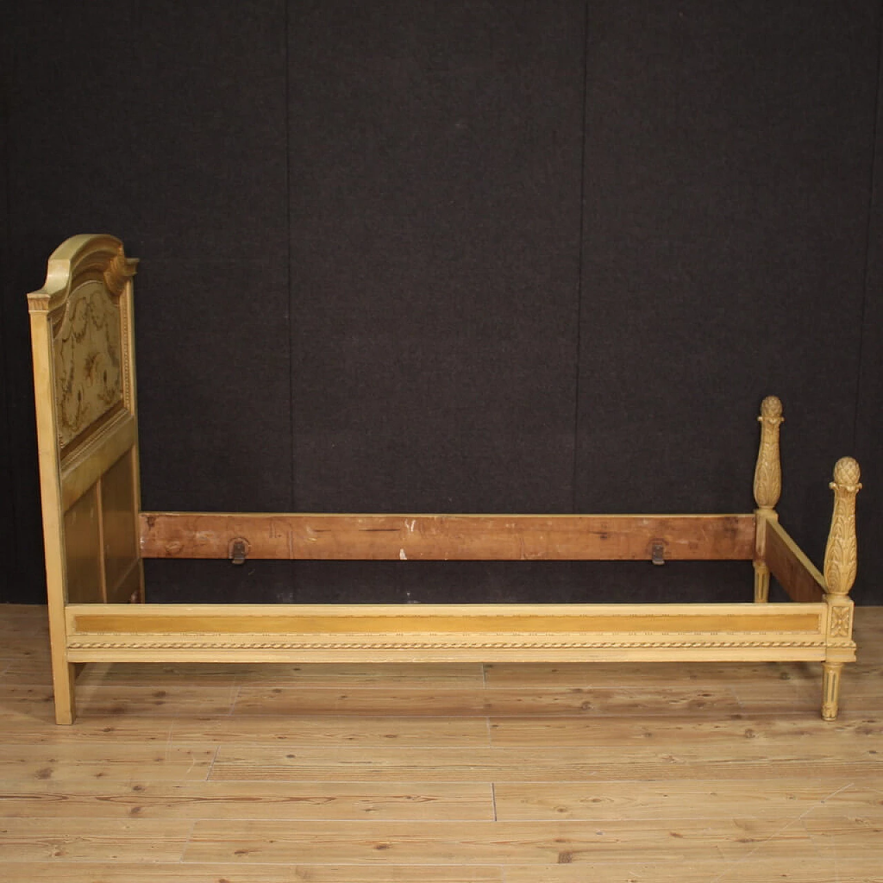 Pair of lacquered wooden beds in Louis XVI style, 1960s 8