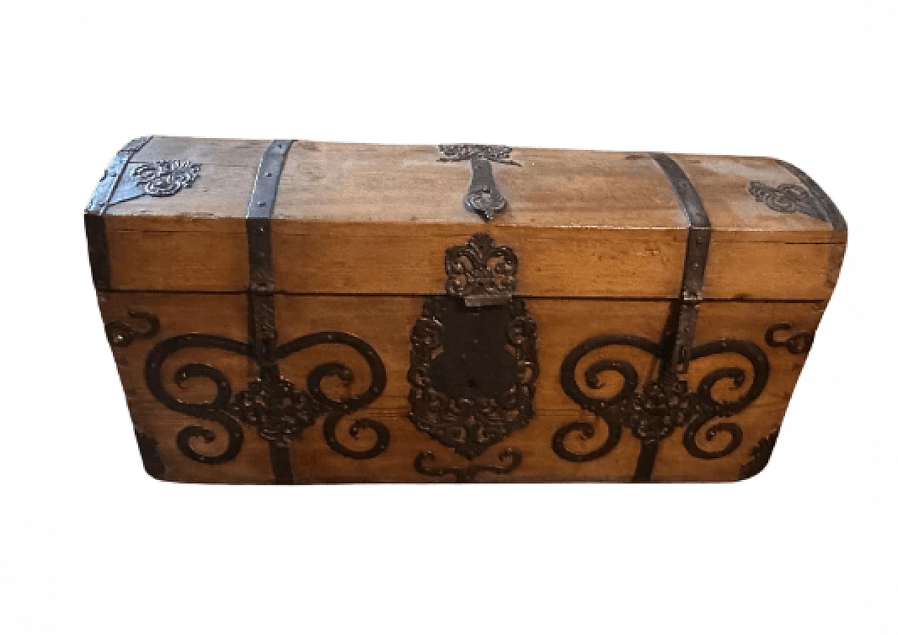Spanish Rococo spruce and iron carriage trunk, 1742 2