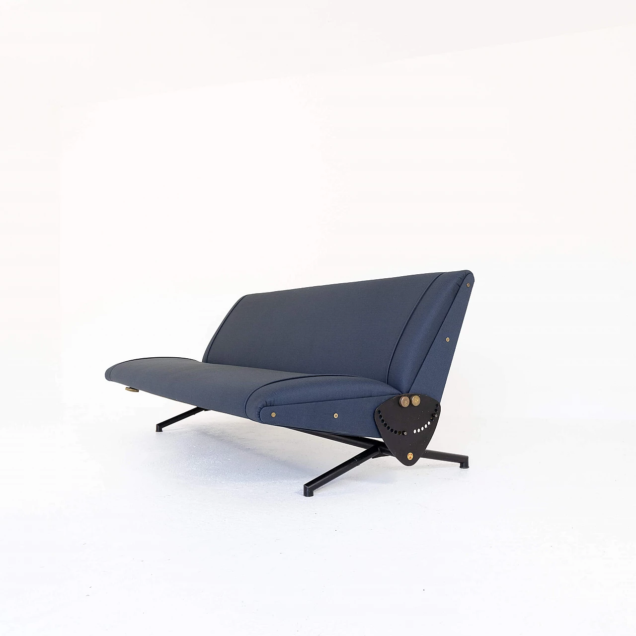 3-seater sofa D70 by Osvaldo Borsani for Tecno, 1950s 5