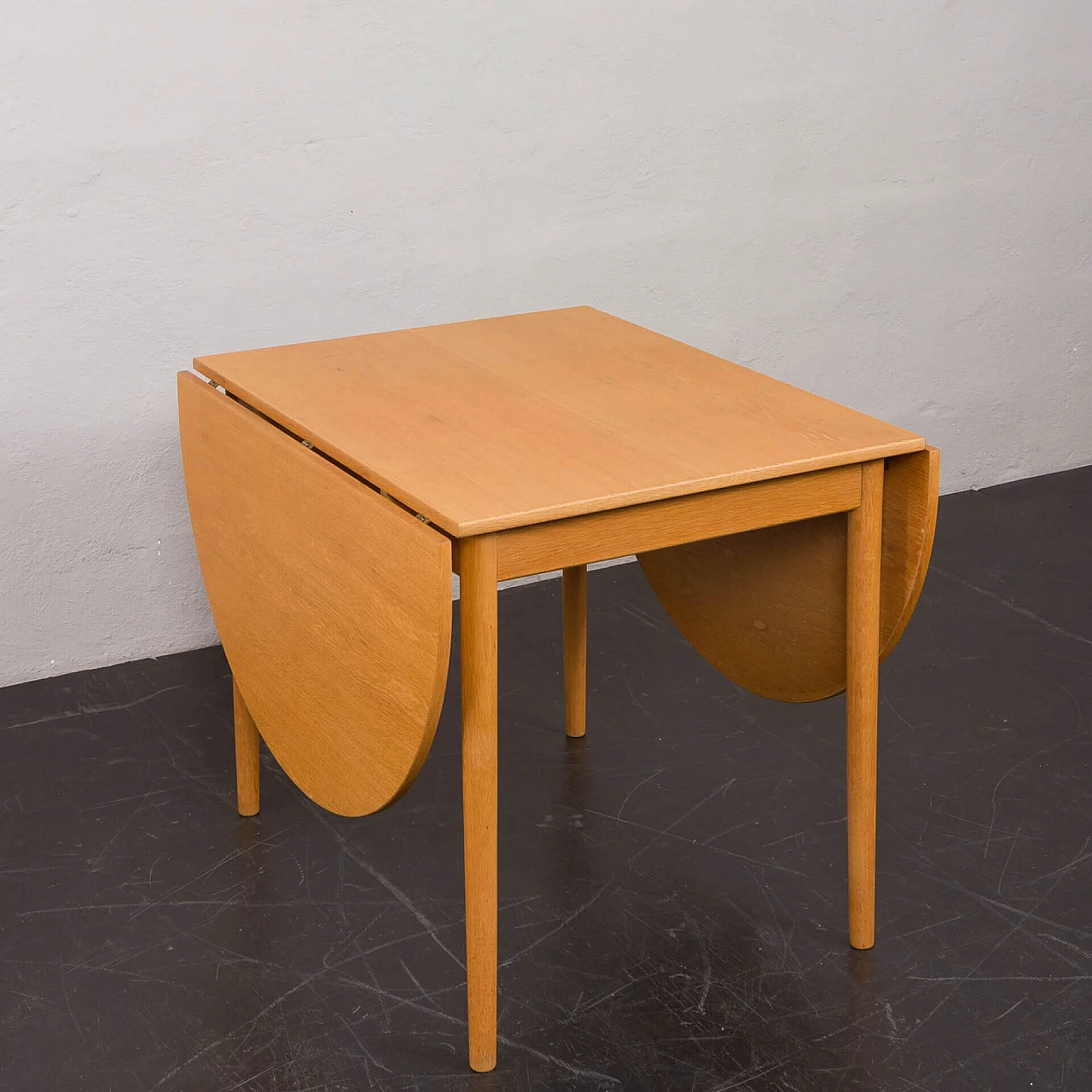 Oak extendable table by Bernhard Pedersen & Søn, 1970s 10