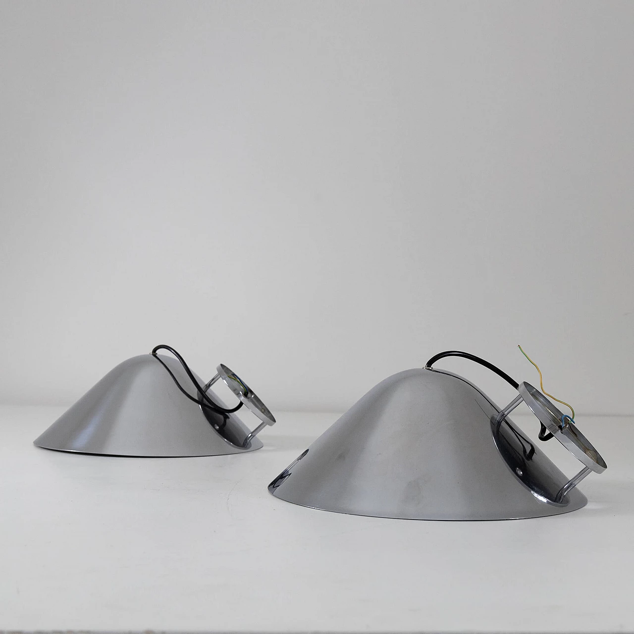 Pair of chromed metal wall lamps, 1970s 2