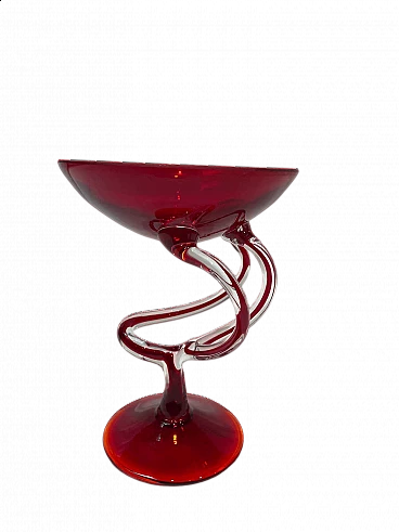 Calice in vetro rosso veneziano con manico a spirale, inizio '900