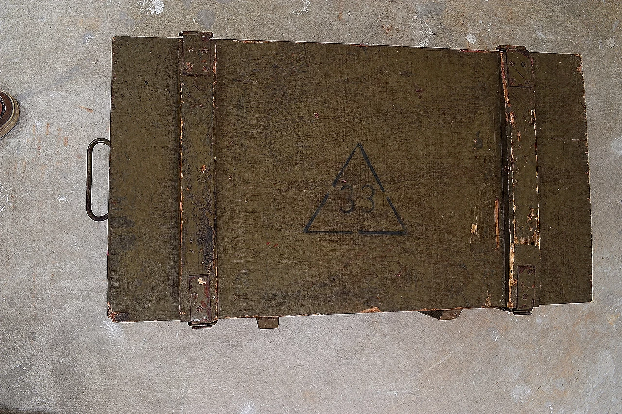 Cassa militare in legno del blocco orientale, anni '80 9