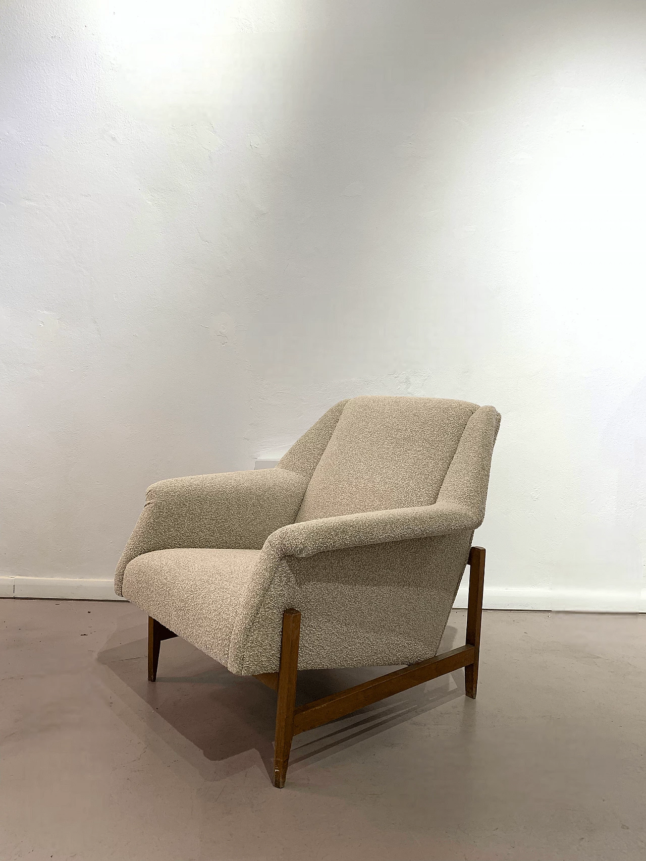 Wood and bouclé fabric armchair, 1960s 4
