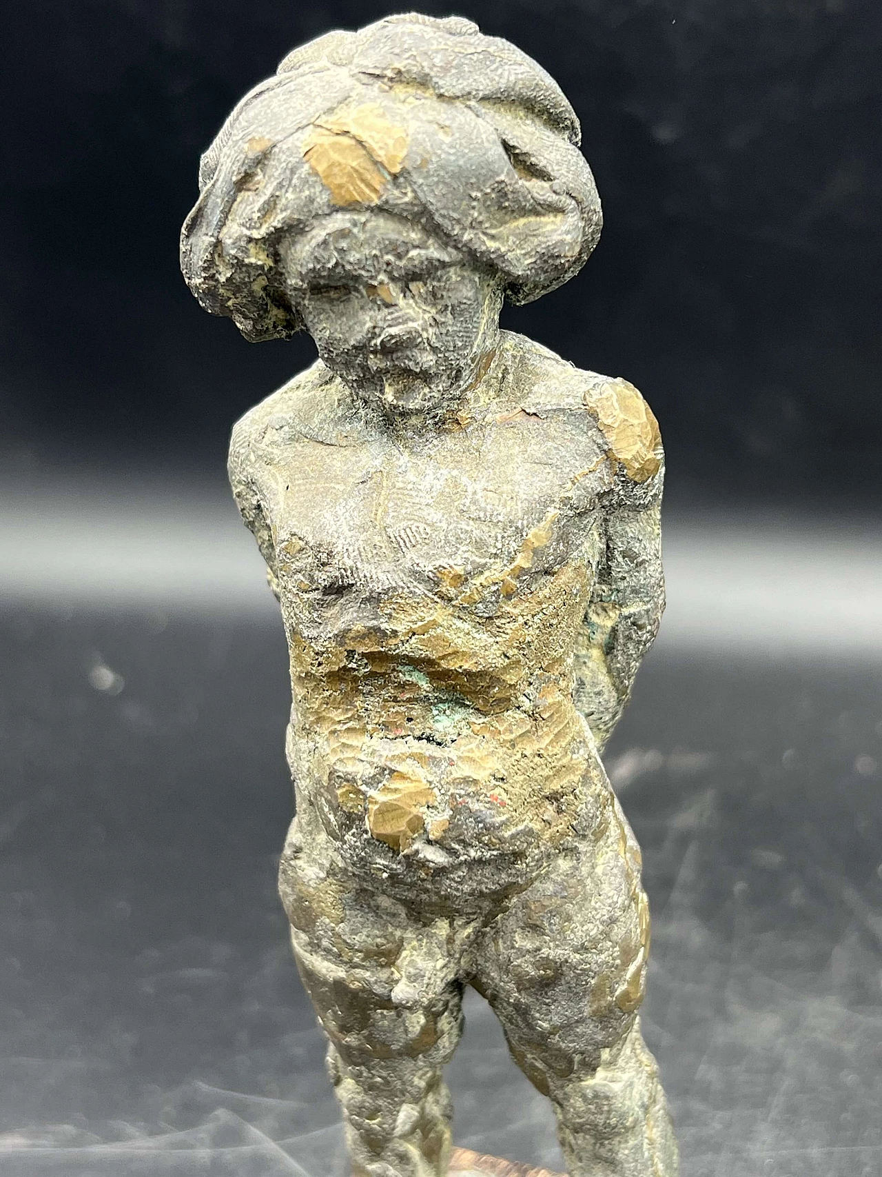 Aldo Greco, bambino, scultura in bronzo 2