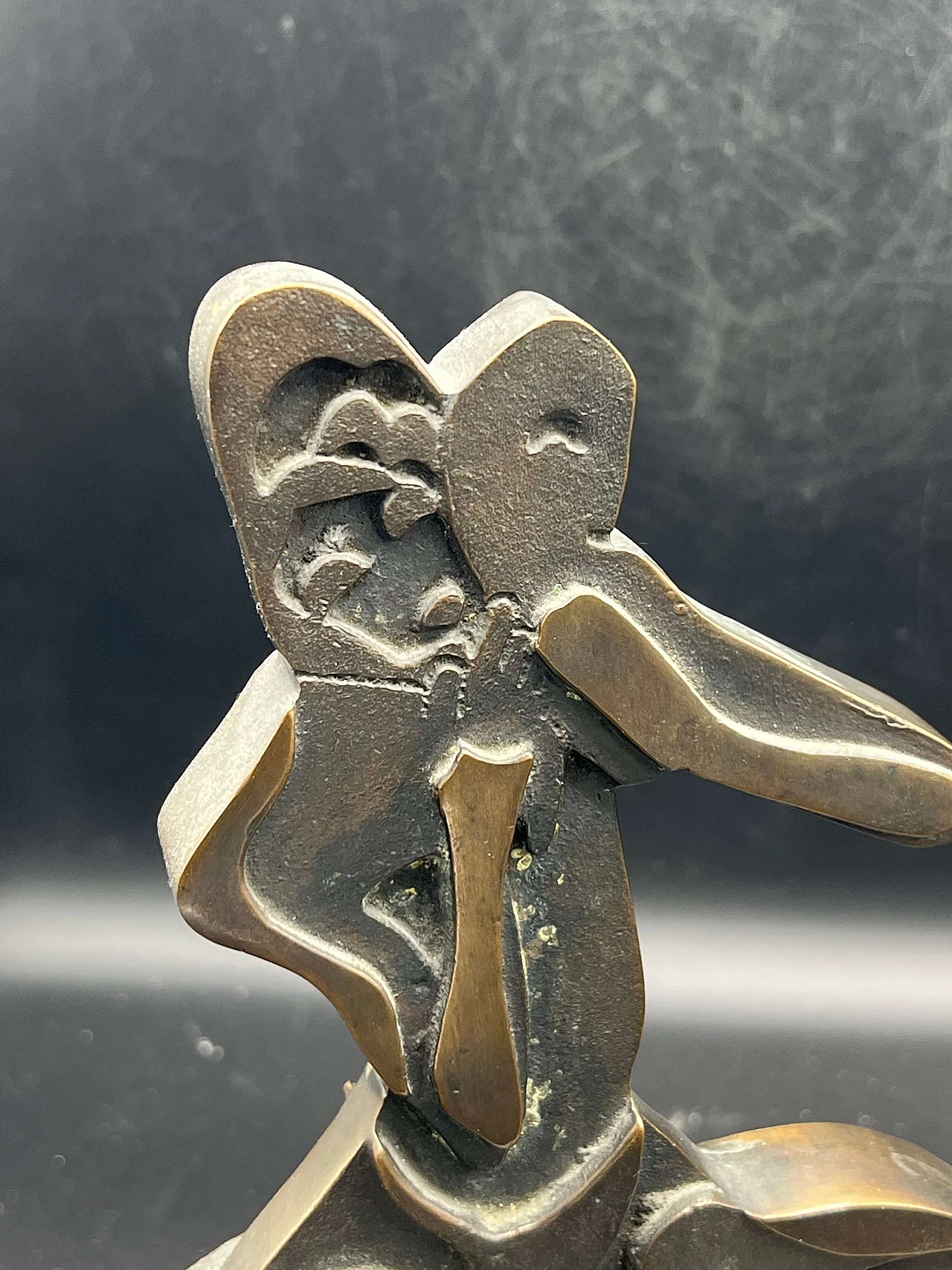 Felix De Cavero, Panni, scultura in bronzo, anni '70 2