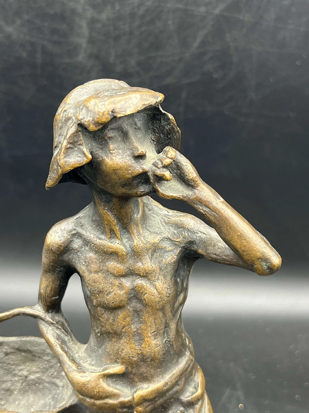 Roberto Fontana, Contadinello, scultura in bronzo 3