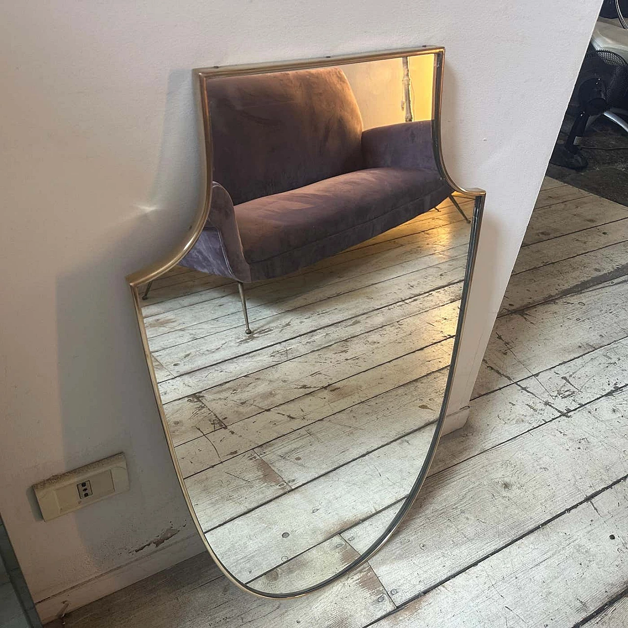 Brass shield-shaped wall mirror in Gio Ponti style, 1950s 6