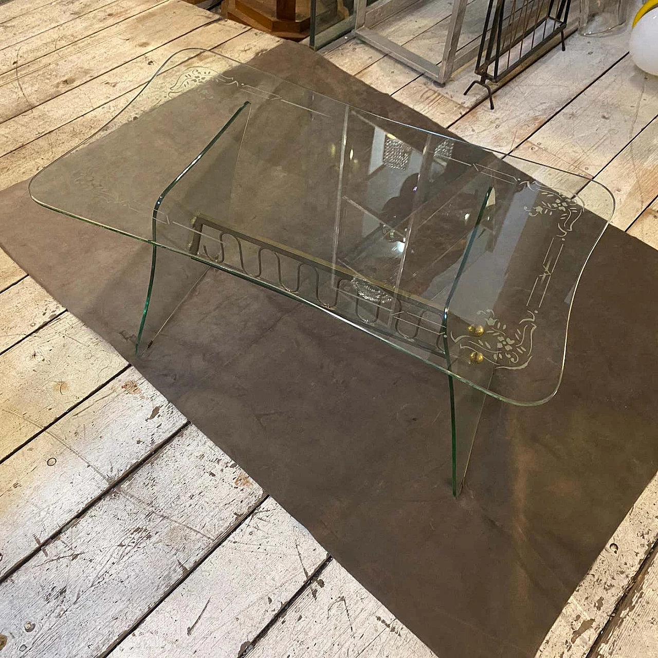 Glass and brass coffee table in the style of Fontana Arte, 1950s 5