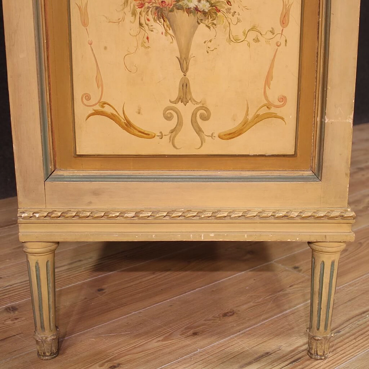 Comò con specchio stile Luigi XVI in legno laccato e dipinto, anni '60 10