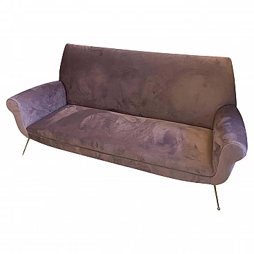 Wisteria-colored velvet sofa with brass legs by Gigi Radice, 1950s