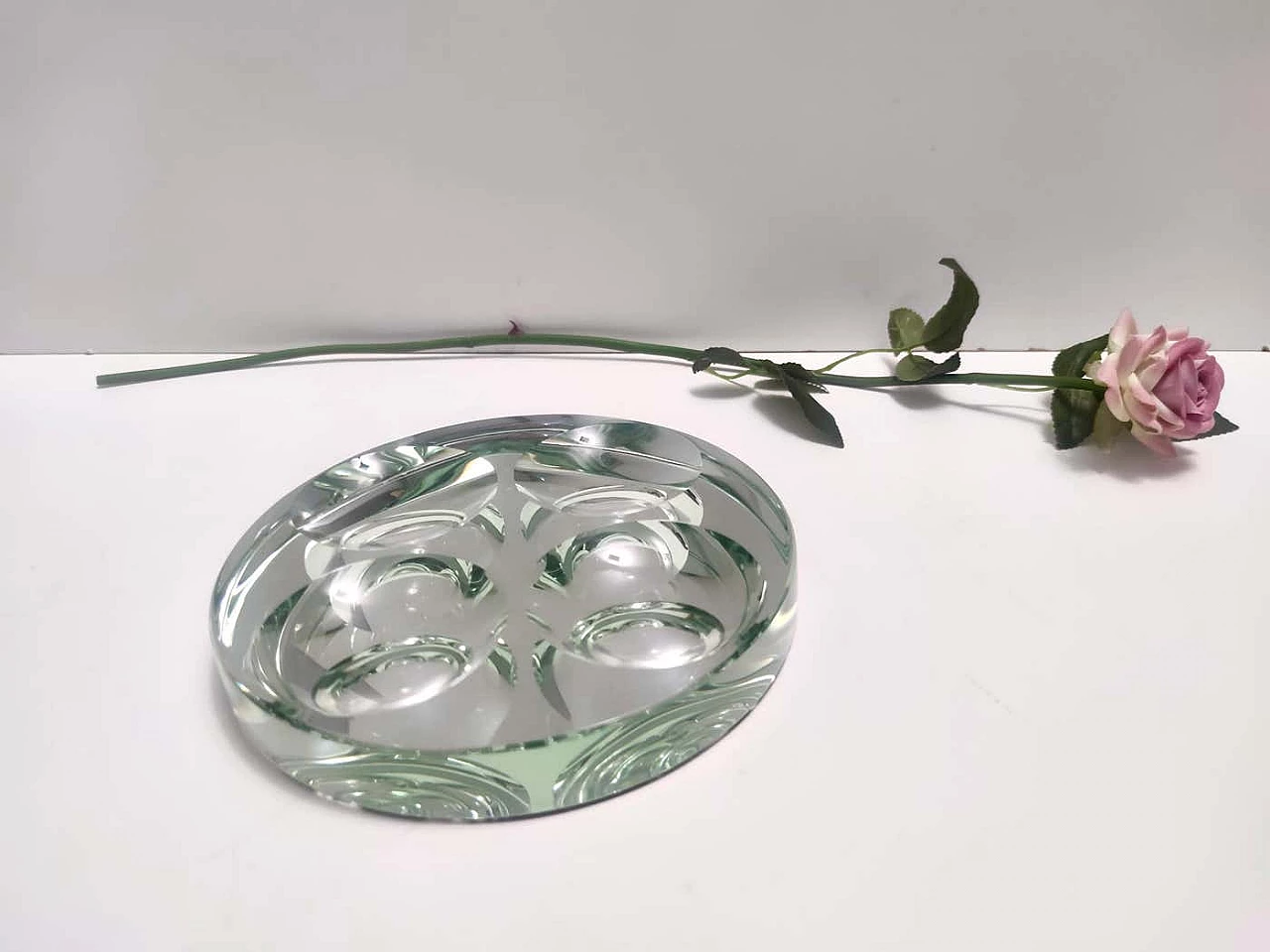 Nile green frosted glass ashtray by Max Ingrand for Fontana Arte, 1950s 10