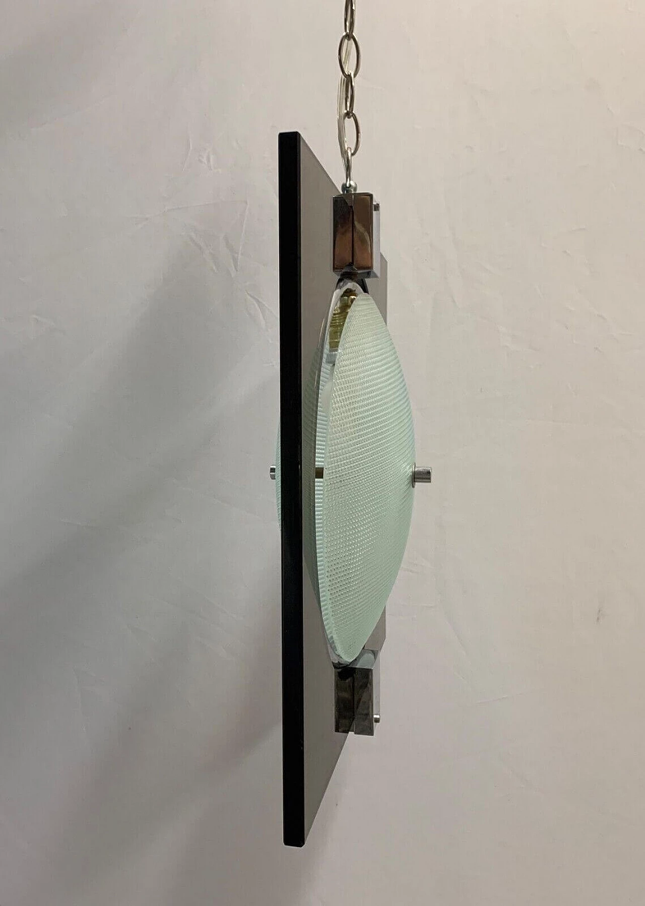 Lampadario in vetro con parte centrale basculante attribuito a Fontana Arte, anni '70 3