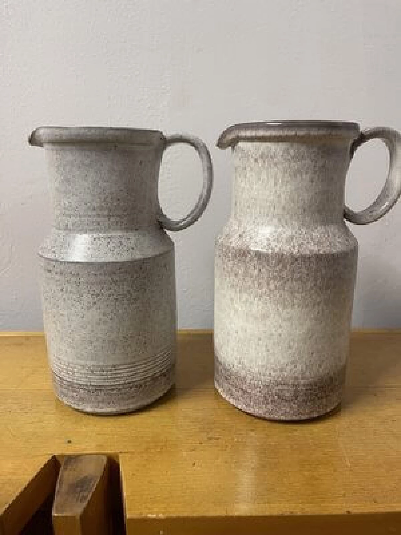 Pair of stoneware jugs by Alessio Tasca, 1970s 3