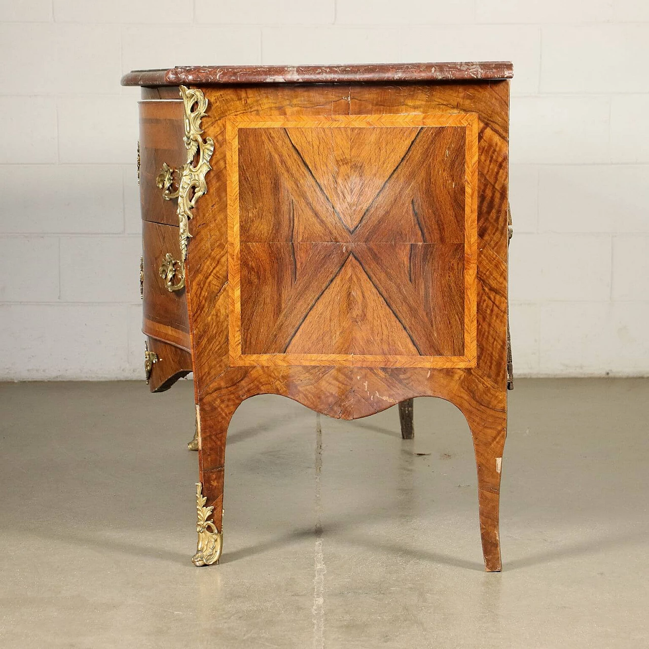 Rococo rosewood dresser with bronze and red marble elements, 18th century 3