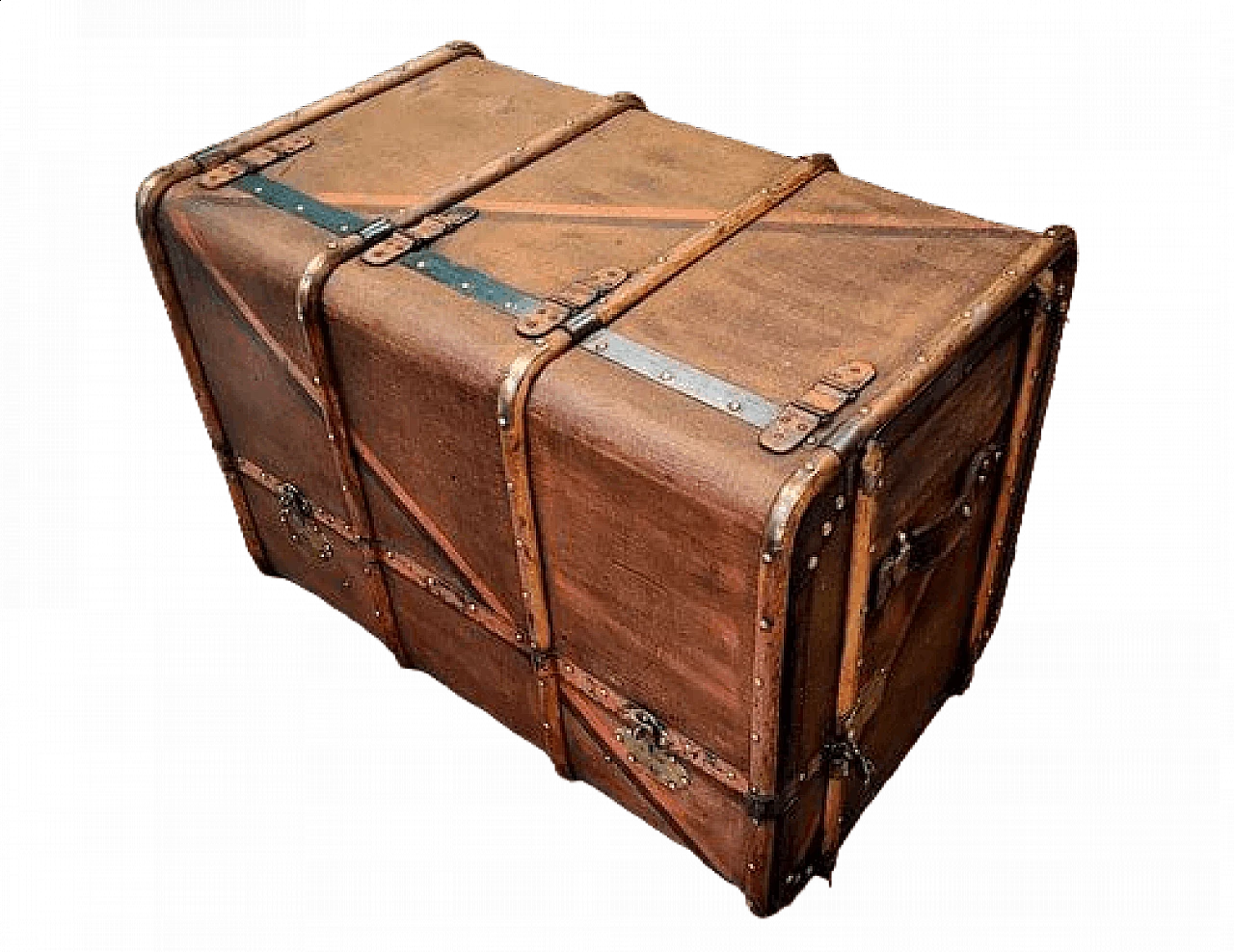 Six-drawer travel trunk, 1940s 11