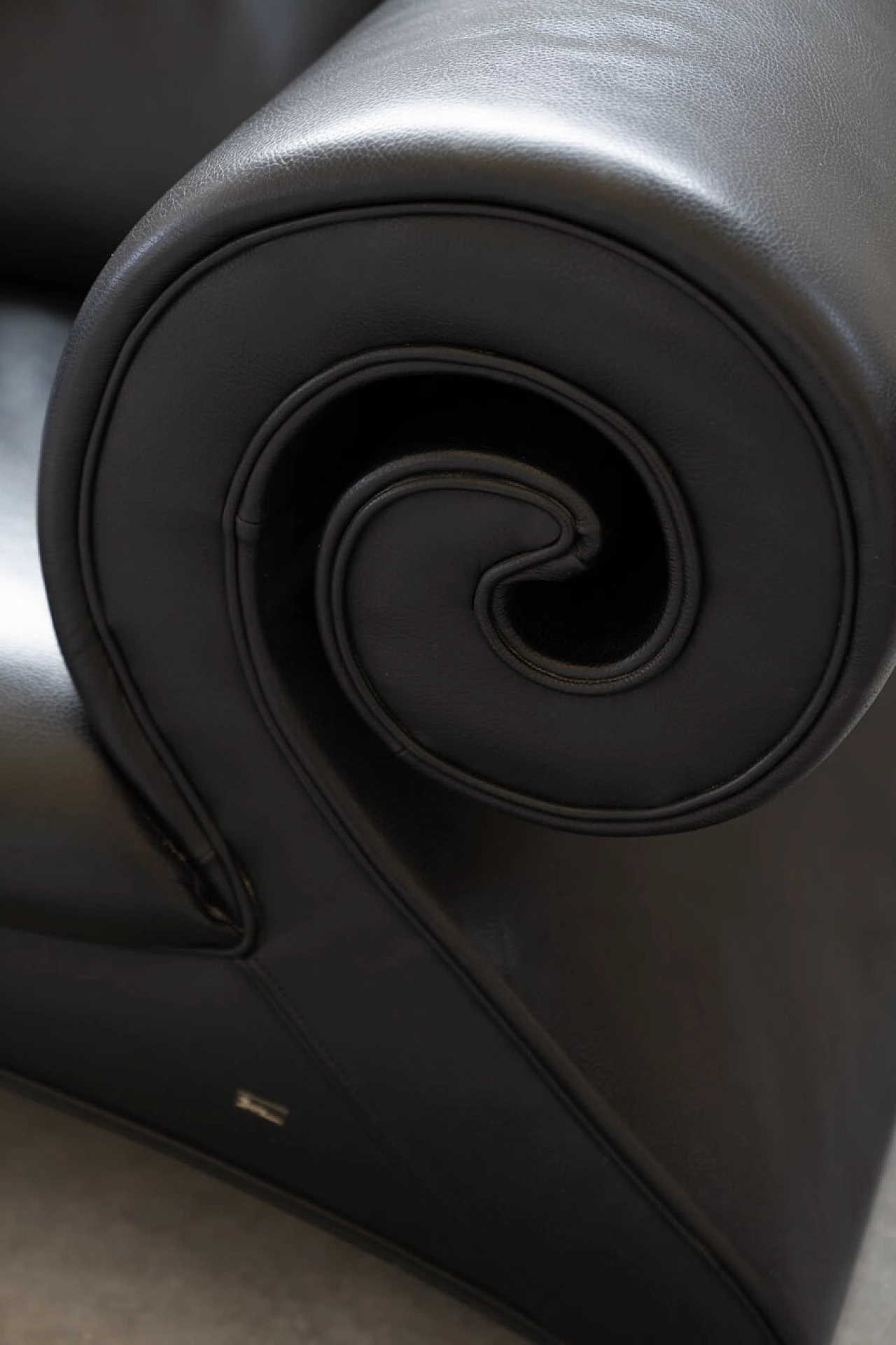 Black leather Gaudi sofa by Bretz, 1990s 4