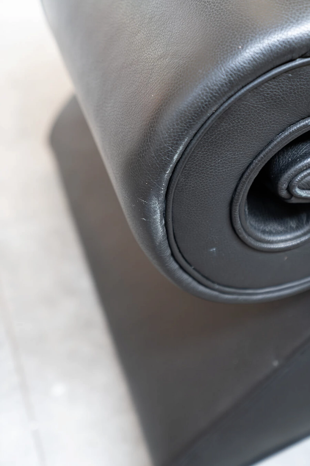 Black leather Gaudi sofa by Bretz, 1990s 20