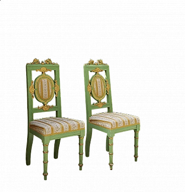 Coppia di sedie in legno laccato verde e dorato, seconda metà dell'800