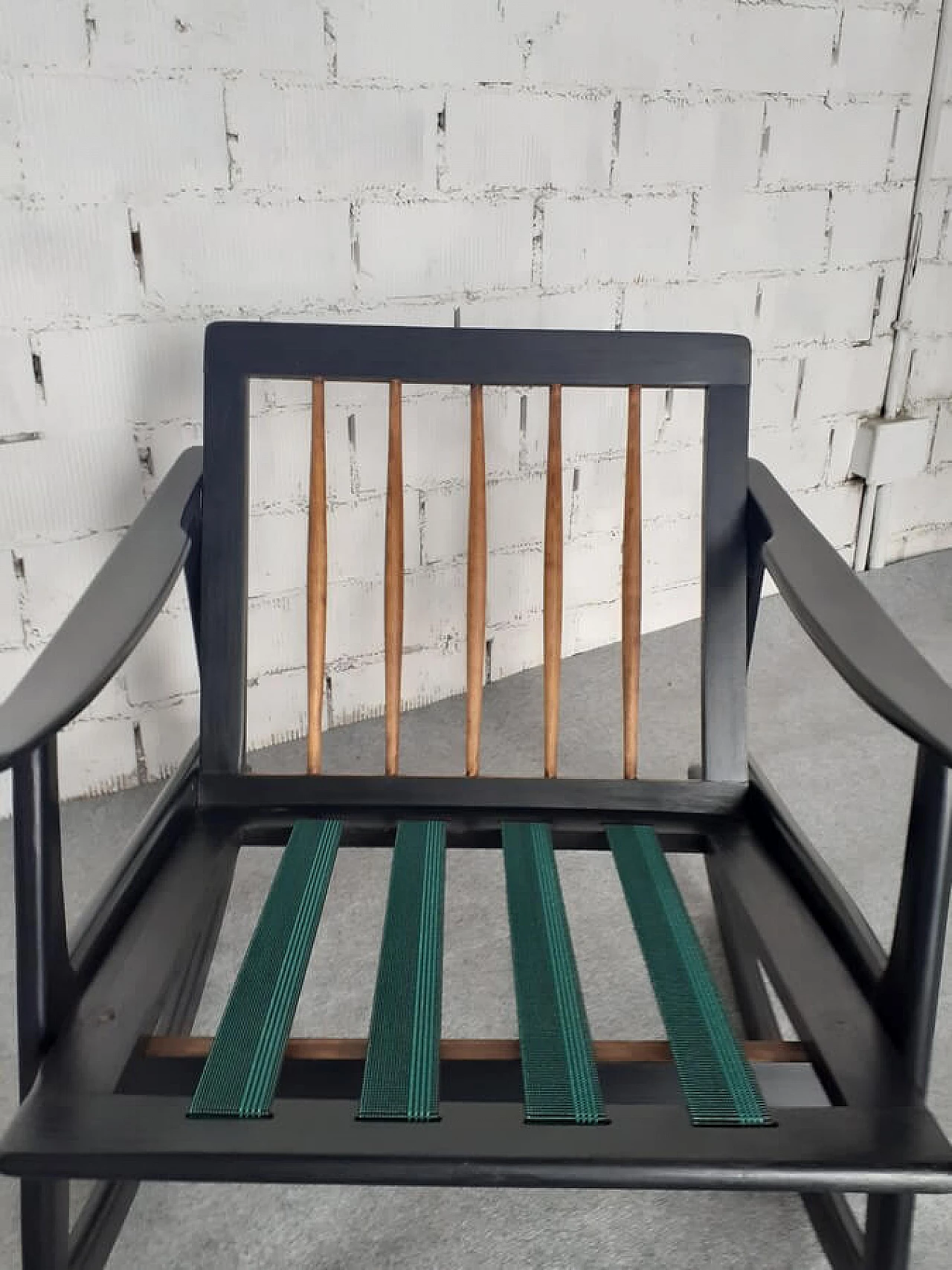 Sedia a dondolo in legno e tessuto floreale, anni '50 16